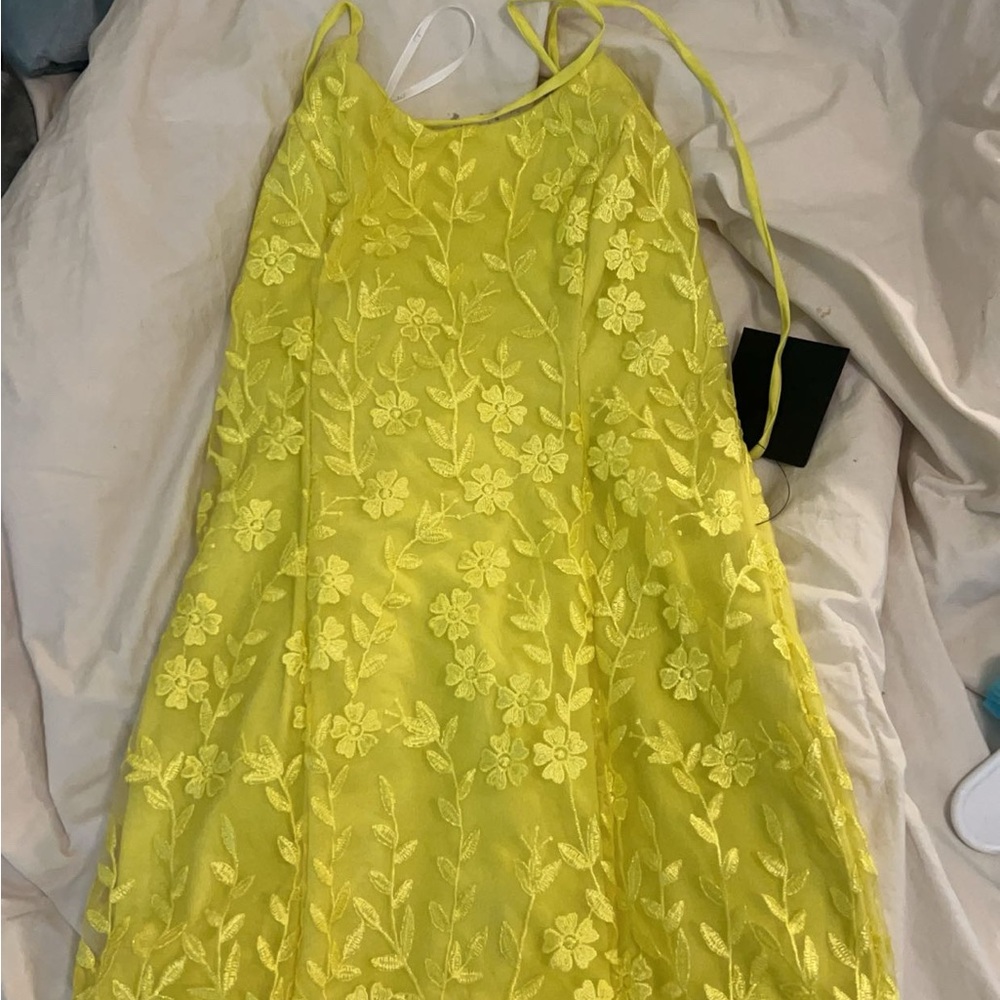 Lulus Yellow Floral Lace Dress